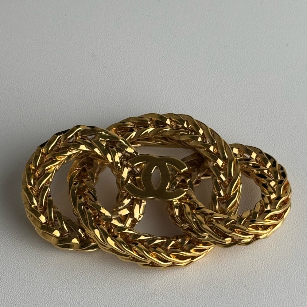 SOLD Chanel Gold Interlocking Chain Brooch